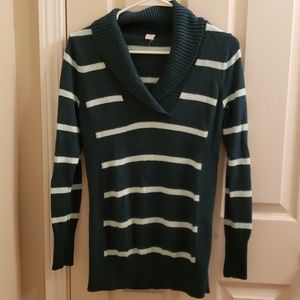 Maternity sweater